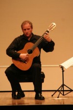 Guest artists recital showcases Spanish guitar