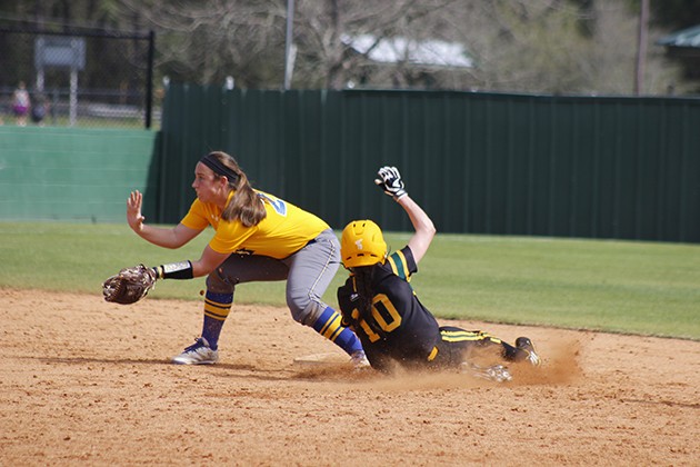 Lady Lions softball wins three games in Lion Classic tournament