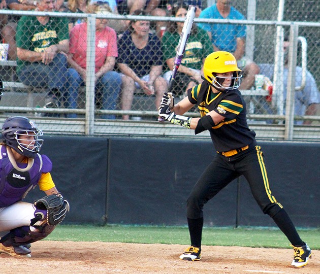 Lady Lions softball opens with positive results over the weekend