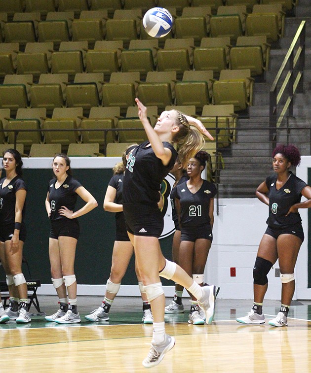 Volleyball ends losing streak against rivals