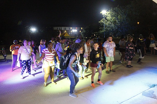 Students end first week of classes with block party
