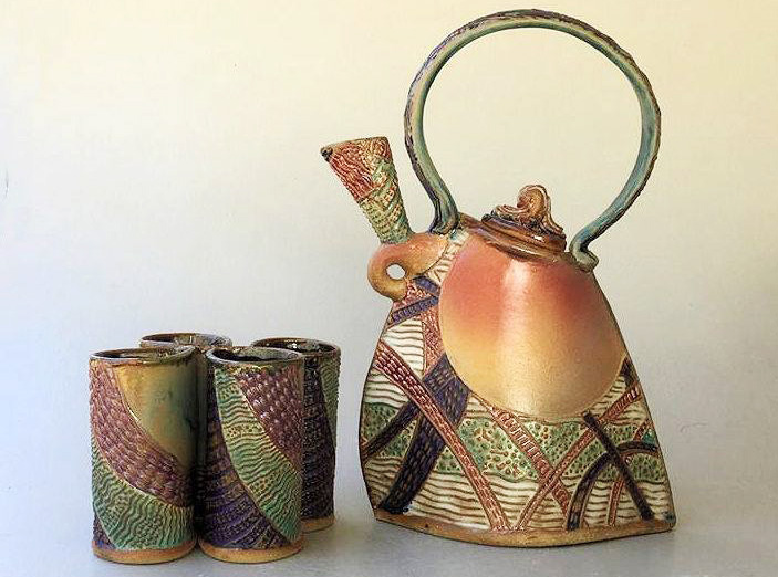 Bumble Bee Pottery sells ceramic items including teapots, jewelry and platters. Helene Fielder encourages aspiring artists to find a style that matches their aesthetic. 
