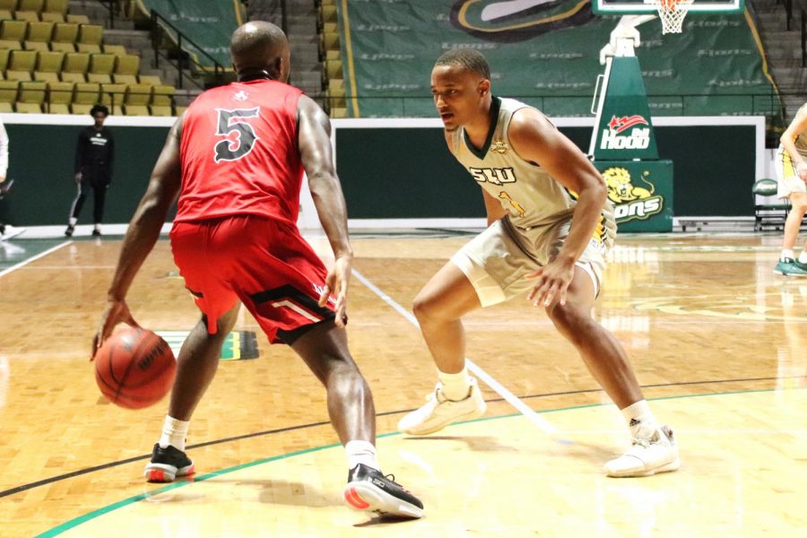 Jeremiah Saunders, a sophomore guard, defends in Saturday’s win against William Carey University. Saunders is one of two returning starters for the 2019-2020 season. 