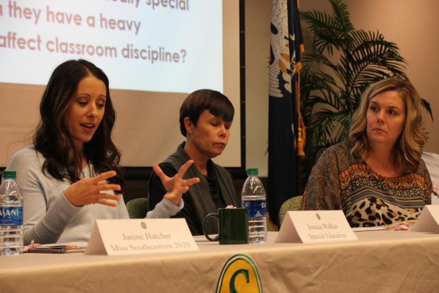 Jessica+Walker+speaks+to+the+audience+during+the+forum.+The+panel+discussed+matters+concerning+the+interests+of+students%2C+faculty+and+teachers+in+special+education.