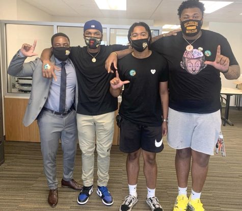 Dr. Gabe Willis, Dean of Students, “caught” @therealmarr5, @ccurryy_ and @tre.7k wearing their masks correctly and posted them #ProtectingThePride on Instagram.