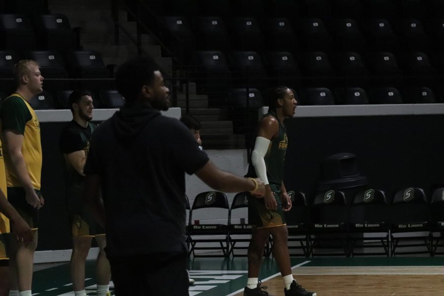 Head Basketball Manager Deuce Woodson at SLU hoops practice at the University Center on Thursday. (Nov. 3, 2022)