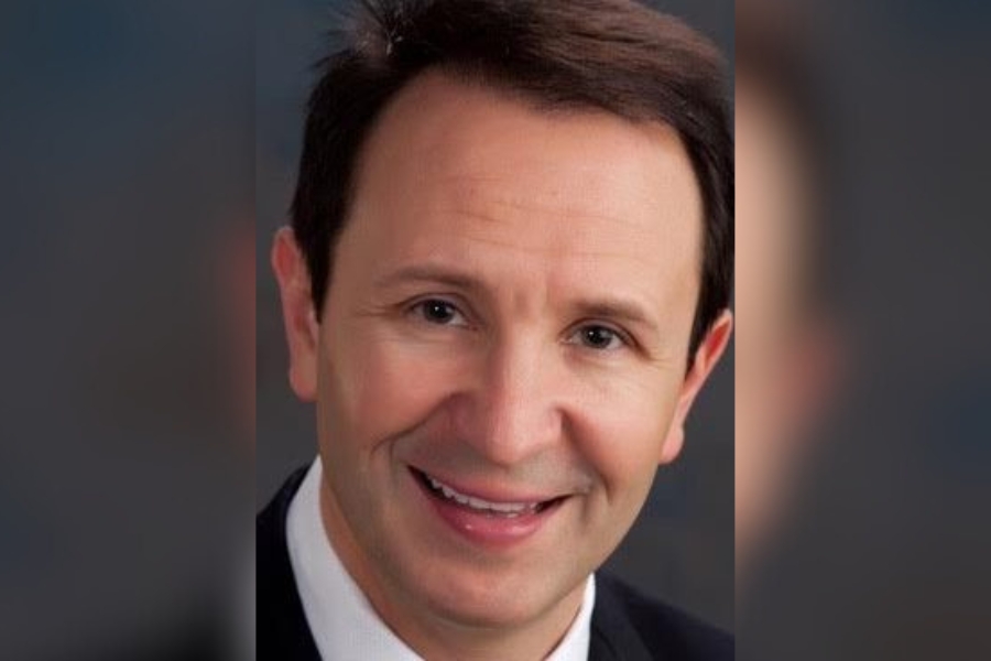 Congressman Jeff Landry (LA-3) taking his headshot after his 2010 midterm victory. 