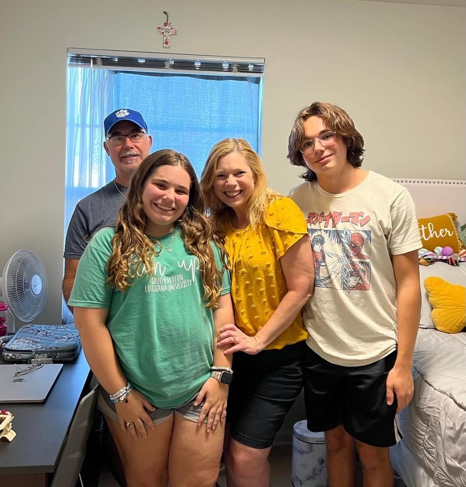 The Lion's Roar Staff Reporter Sabrina Benoit moves into her dorm during her freshman year, with the help of her family.