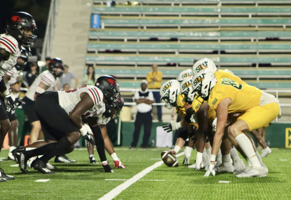 Southeastern's offensive line lines up against UIW's defensive line. (Oct. 26, 2024 - Hammond)