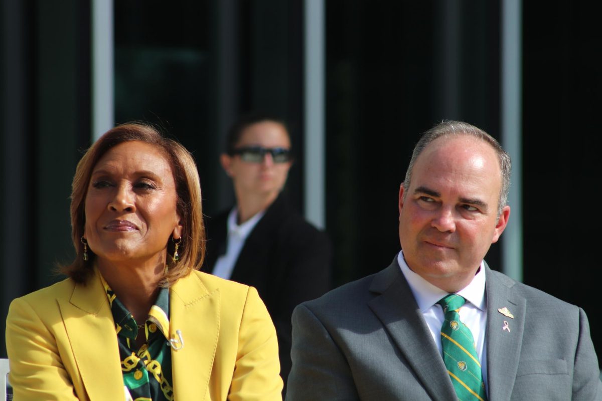 Southeastern alumna and Good Morning America co-host Robin Roberts sits with SLU President Dr. William Wainwright during the official opening of D Vickers Hall and the Robin Roberts Broadcast Media Center.